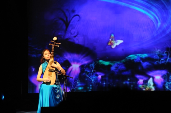 The Pipa Solo Dance Melody of Yi People by Zhang Tianyao
